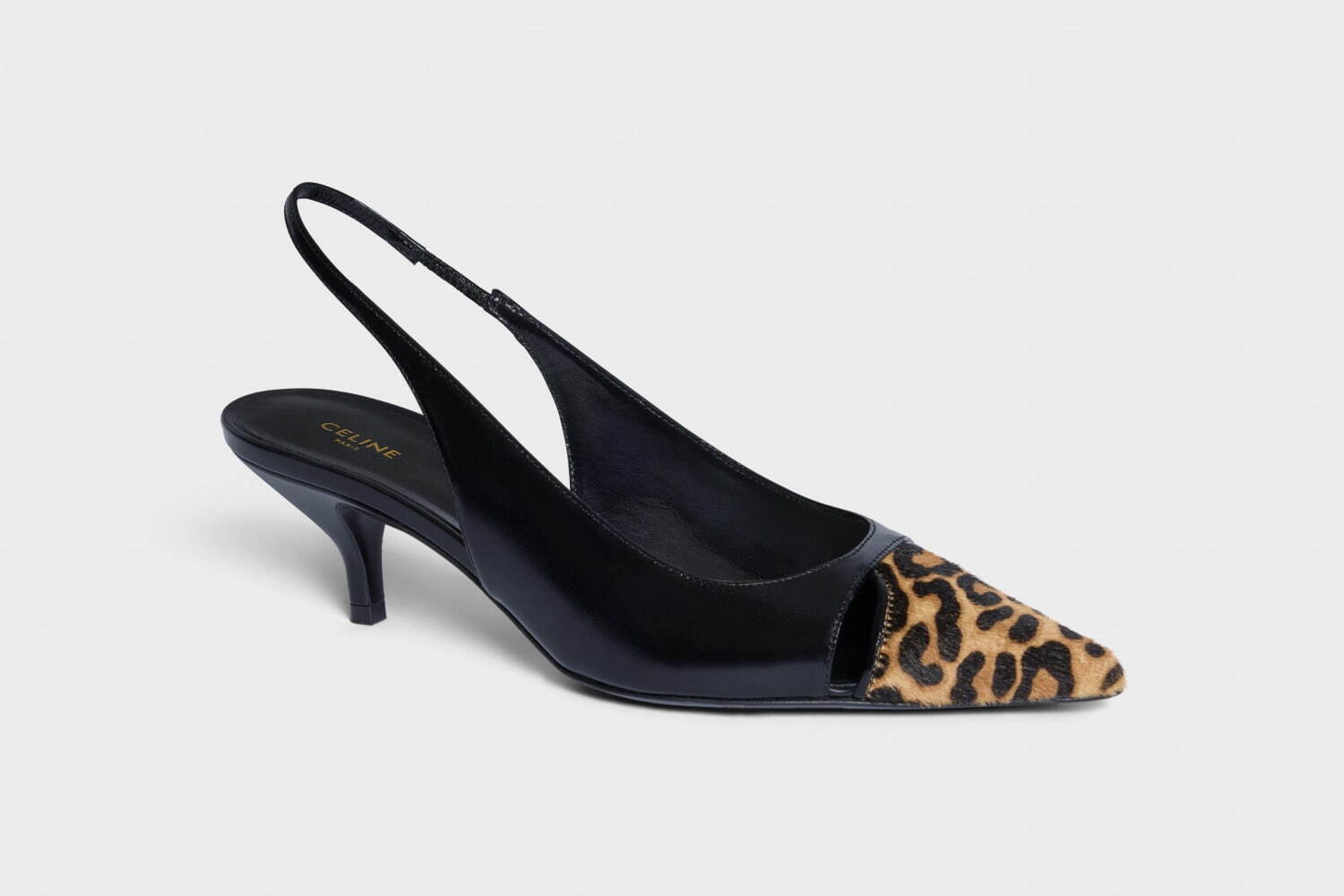 セリーヌのスリングバックパンプス、「トリオンフ」バックルのダブル