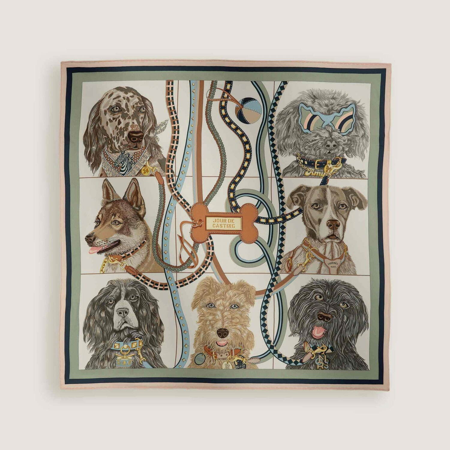 人気動物柄】HERMÈS シルクスカーフ Cuiveries HERMES（エルメス