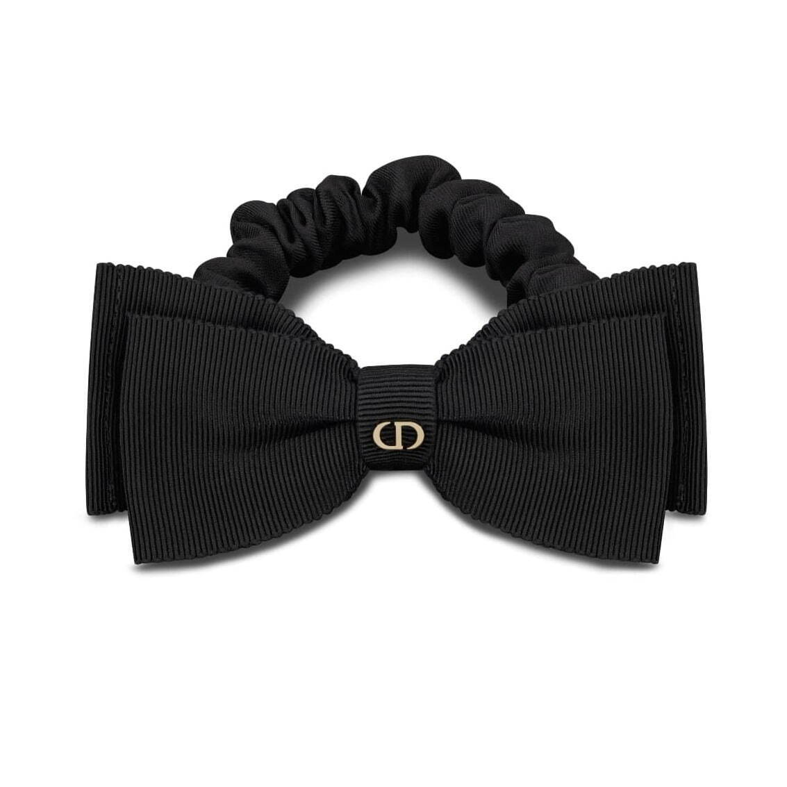 ディオール「CD」煌めく“大きなリボン”バレッタ、刺繍リボンのヘア