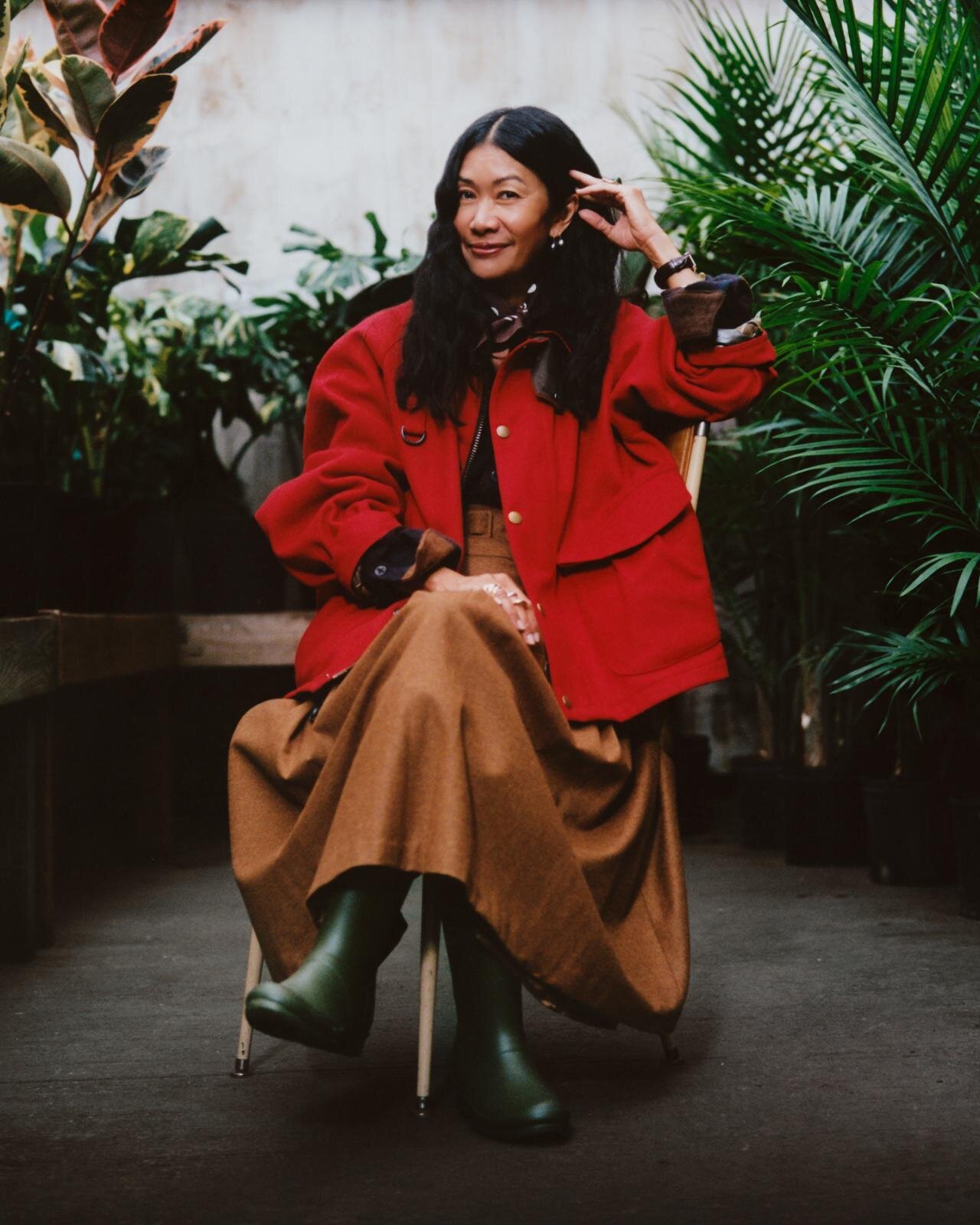 ノア×バブアー、“鮮やかレッド”のジャケット＆経年変化を楽しむ