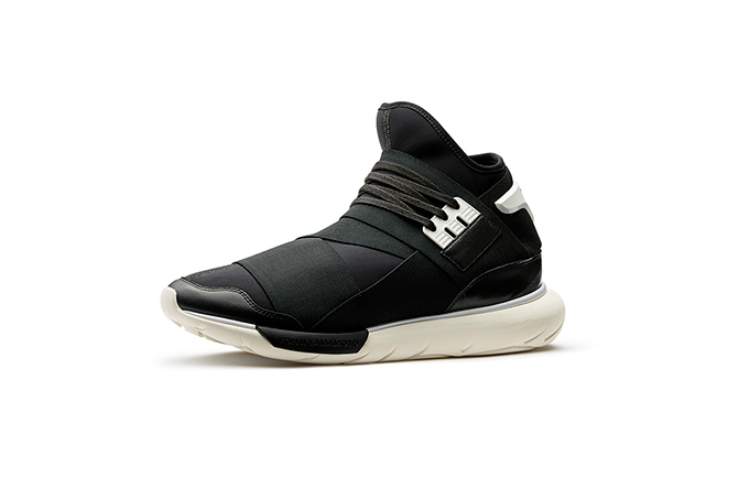 Y-3のスニーカー「QASA(カーサ)」から新作 - 異素材が融合した独特の