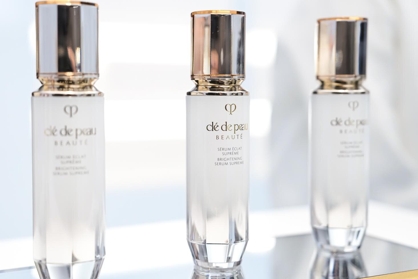 ザ・ギンザ24年クリスマスコフレ、化粧水＆オイル美容液入りスキンケア