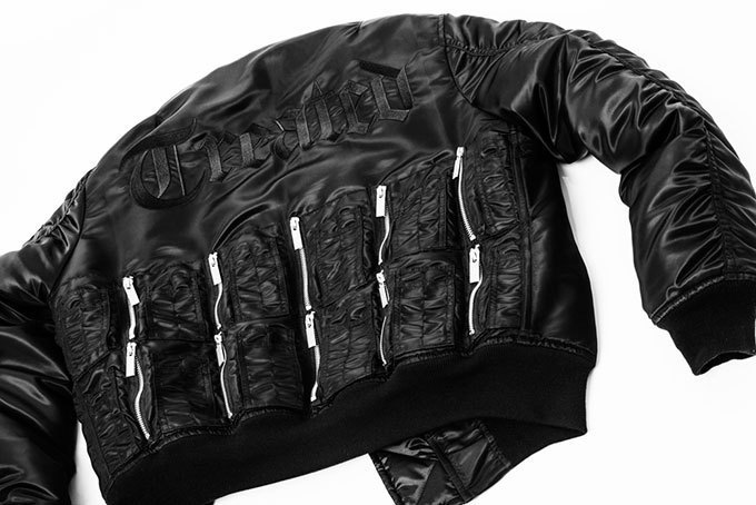 フェノメノン×トリーテッド クルー、オールブラックのボンバー