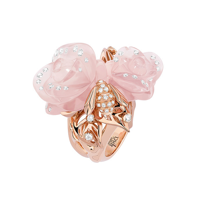 ディオール”薔薇”モチーフの新ジュエリー「ローズ ディオール プレ