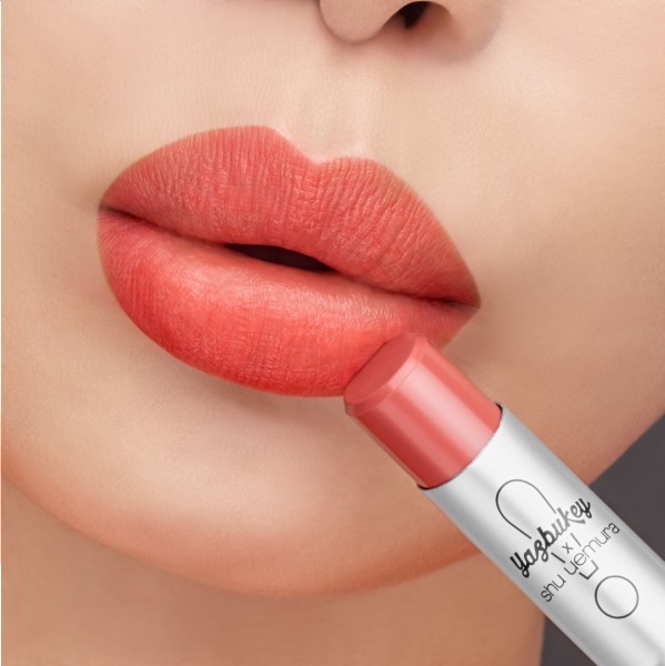 シュウ ウエムラの“マットリップ”がヤズブキーと限定コラボ、渡辺直美