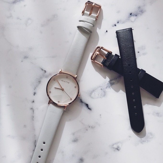 アレットブラン“パール輝く”ジュエリー時計「リリーコレクション