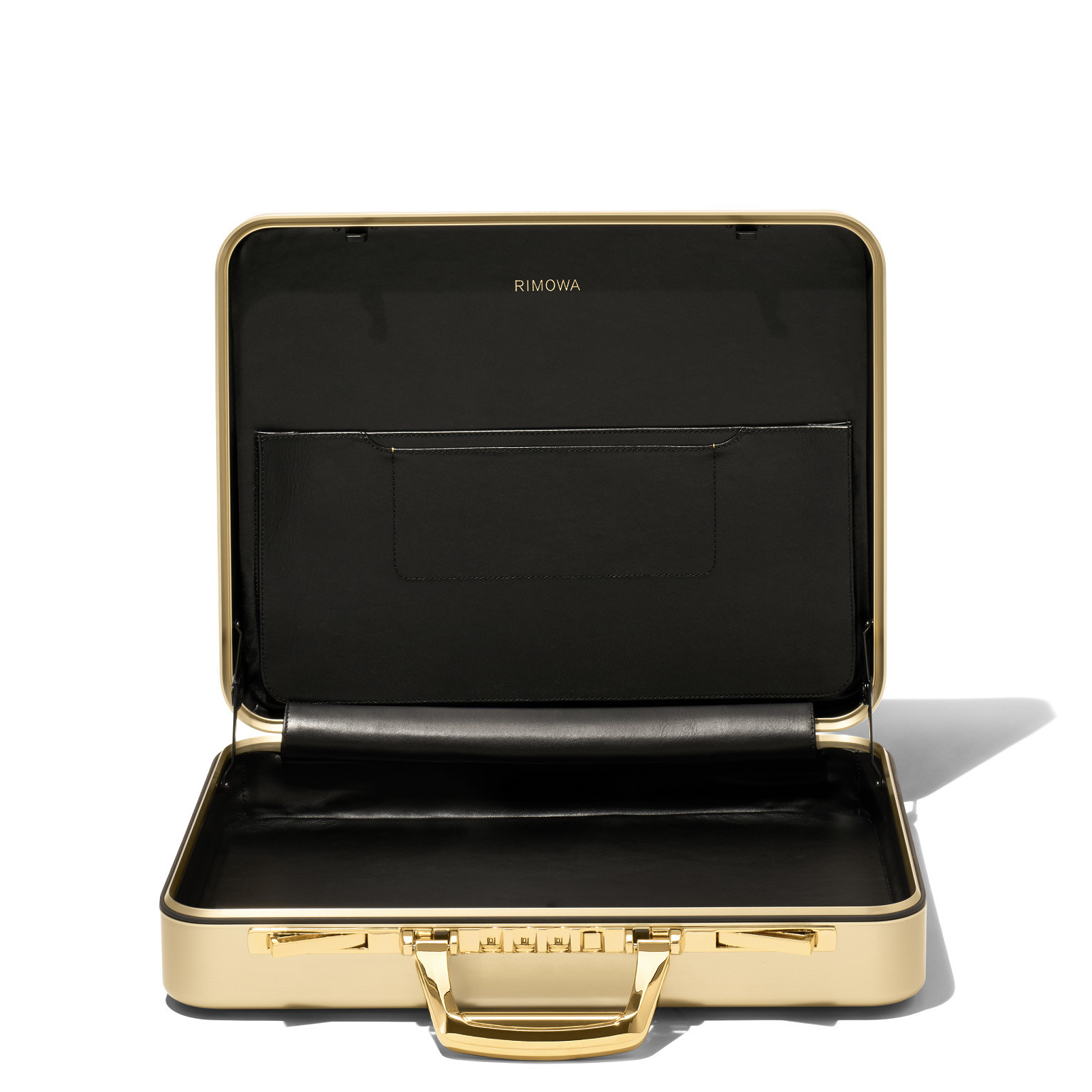 リモワ」のアタッシュケースがゴールドに、数量限定で発売