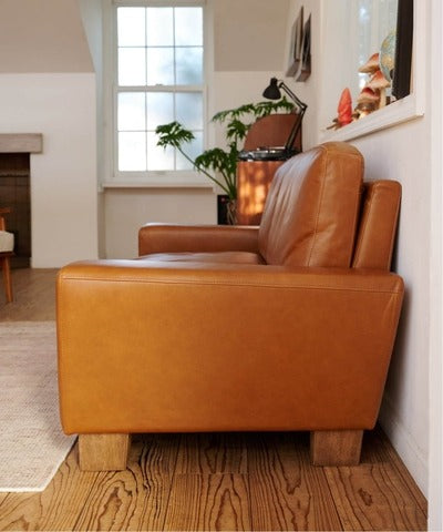 ACME Furniture（アクメファニチャー）FRESNO SOFA（フレスノソファ