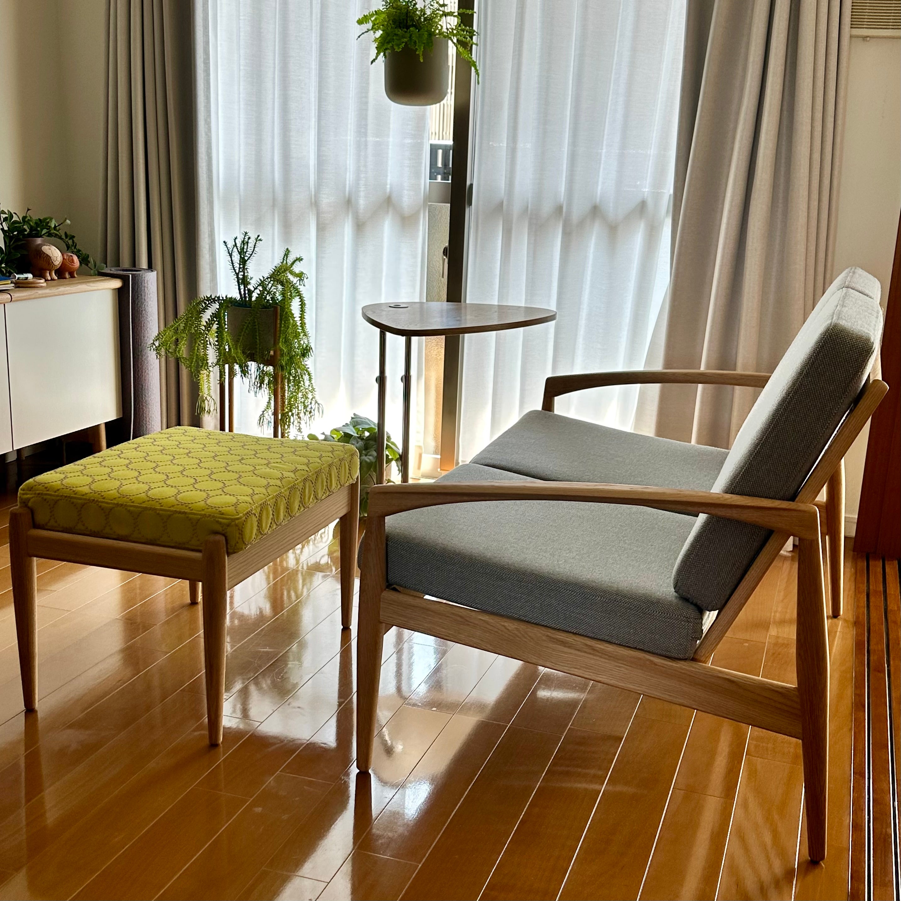 北欧デザインを代表するソファ「 Paper Knife sofa／ペーパーナイフ