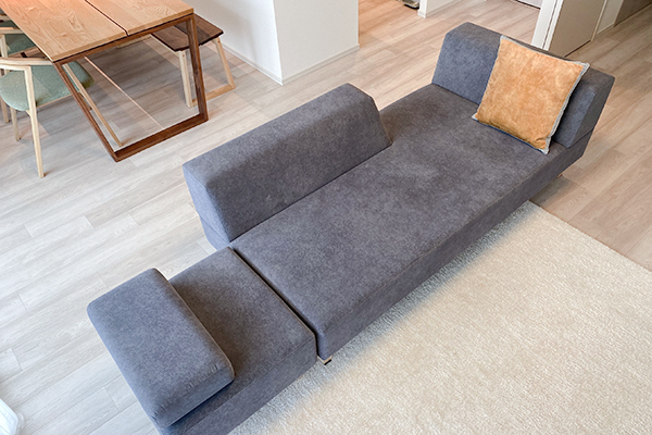 PIVO 2.5人掛け + PIVO スツール | お客様の声 | ソファ専門店FLANNEL SOFA