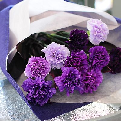 本数指定 青いカーネーション ムーンダストの花束 ムーンダスト 世界で