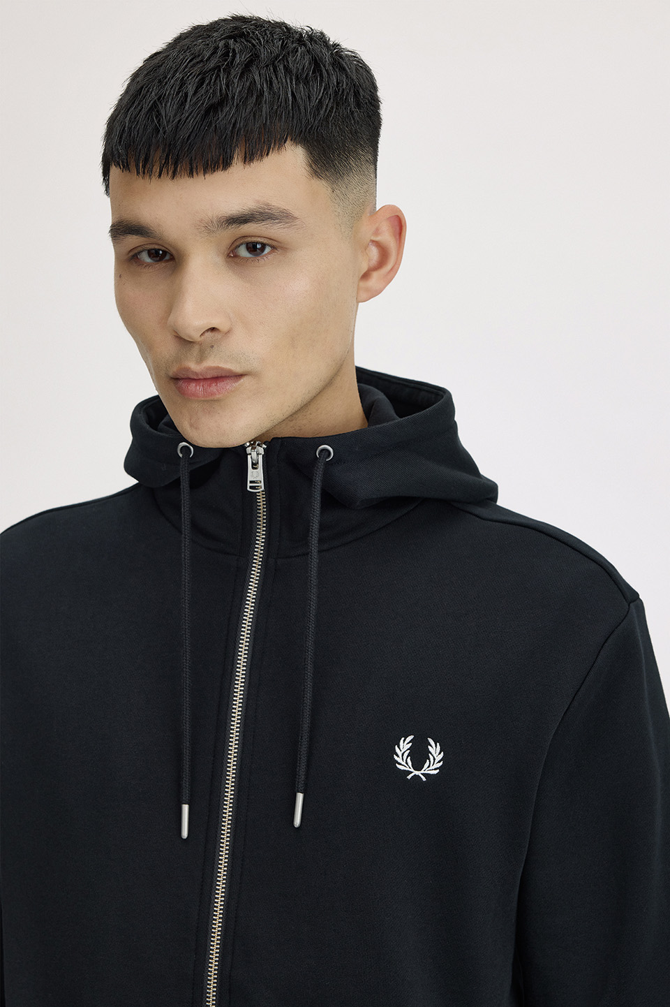 Hooded Zip Through Sweatshirt(S 198：BLACK): | FRED PERRY JAPAN