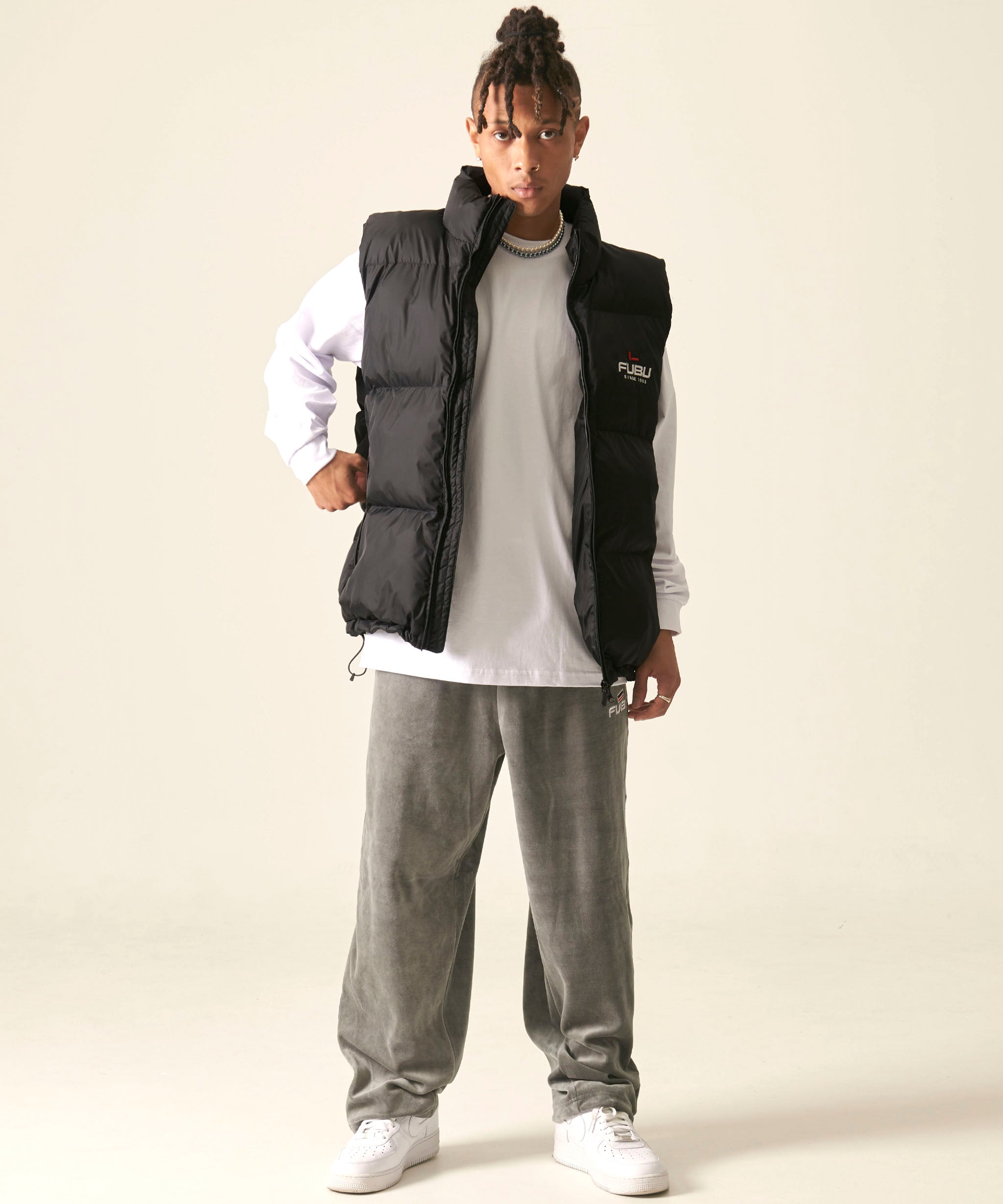 FUBU フブ アウター 中綿ベスト ナイロン ベストジャケット。FUBUは