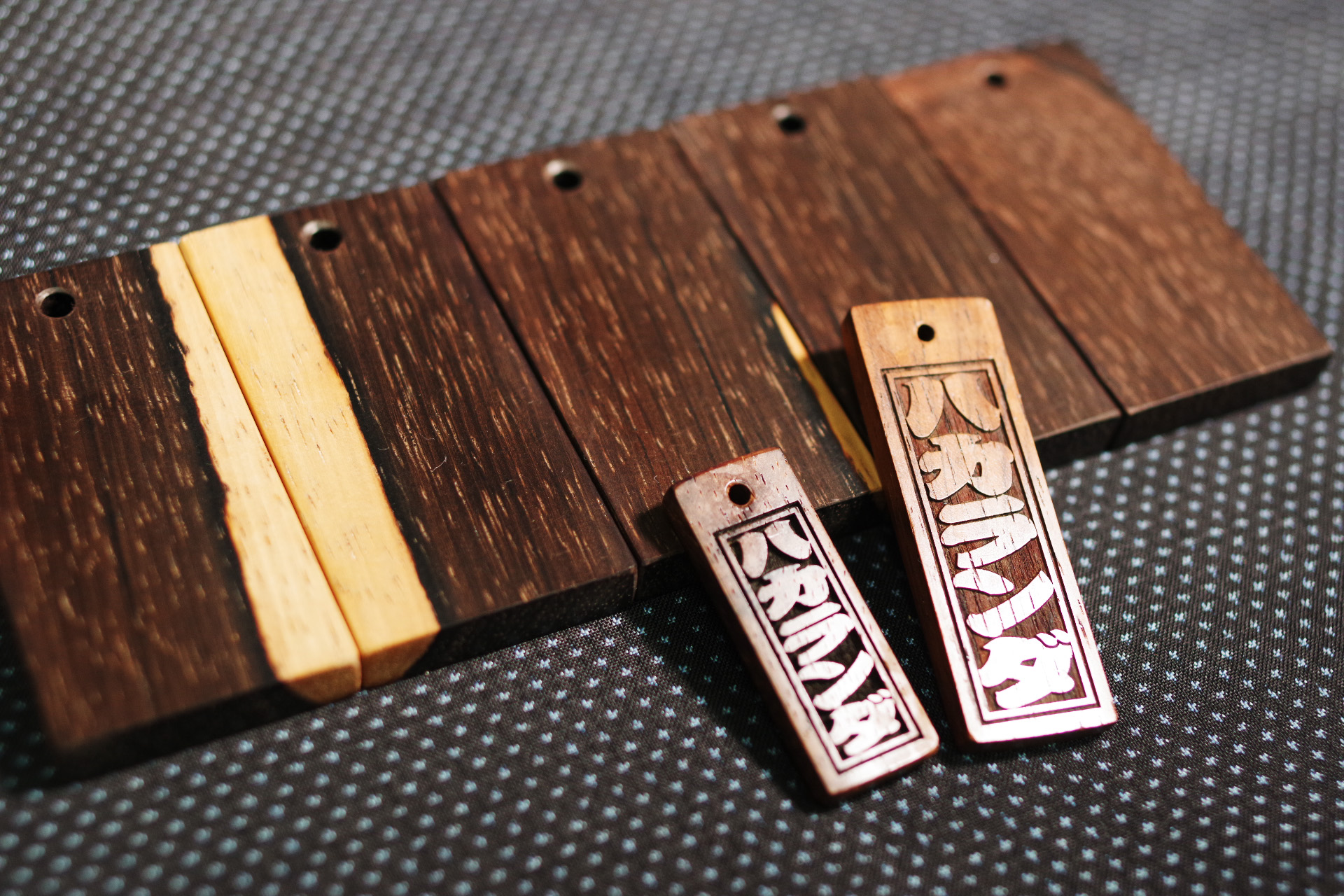 ハカランダ Jacaranda の ネームタグ オリジナルストラップ