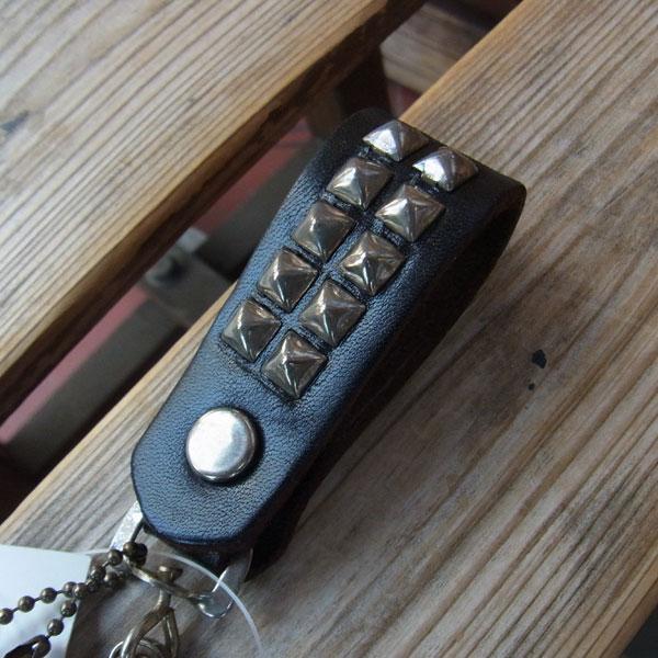 HTC PYRAMID STUDS LEATHER BIKER'S WALLET CHAIN ピラミッドスタッズ
