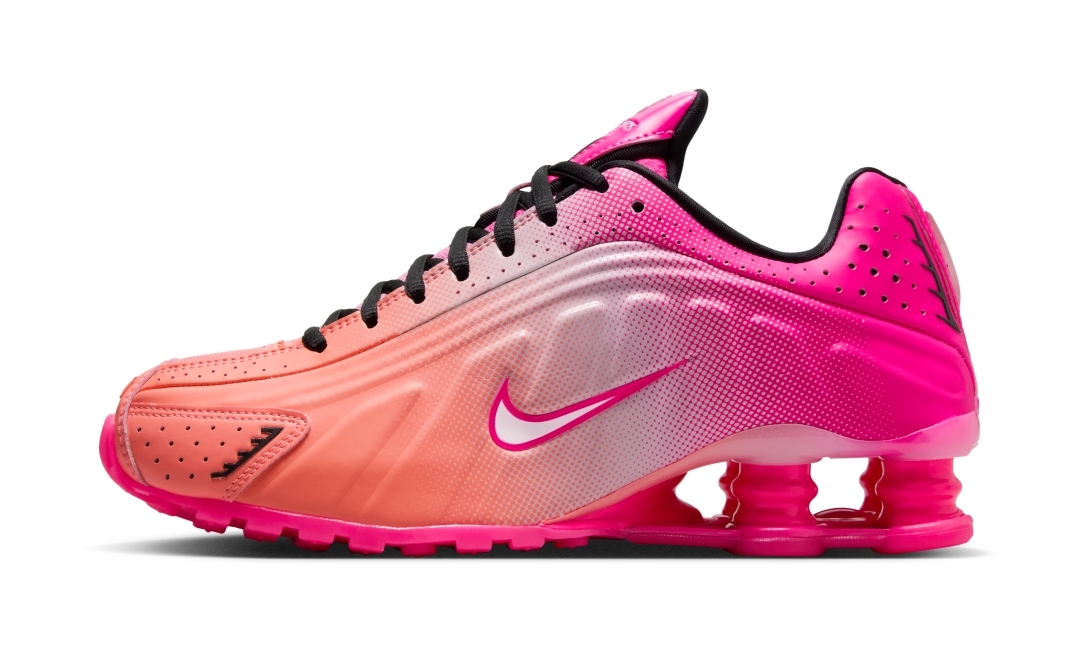 2025年 11/25 発売】NIKE W SHOX R4 “Hyper Pink/Vivid Orange
