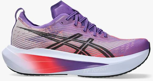 アシックス メガブラストはブラストシリーズ史上最軽量・安定感抜群な1