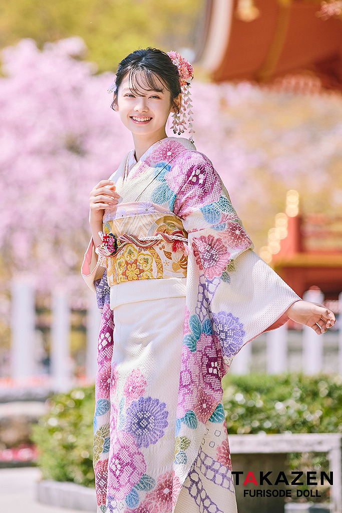 最上級“藤娘きぬたや” 白/ピンク 藤の花 総絞り振袖ネットレンタル