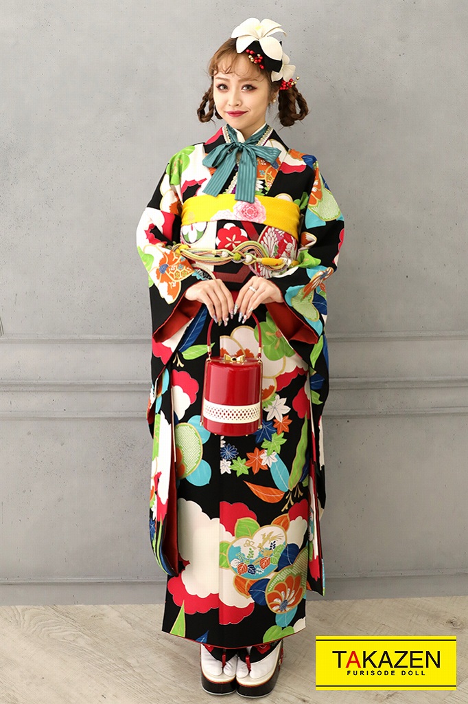 格安レトロ 黒/赤 和柄 カラフル 個性的 モダン振袖ネットレンタル