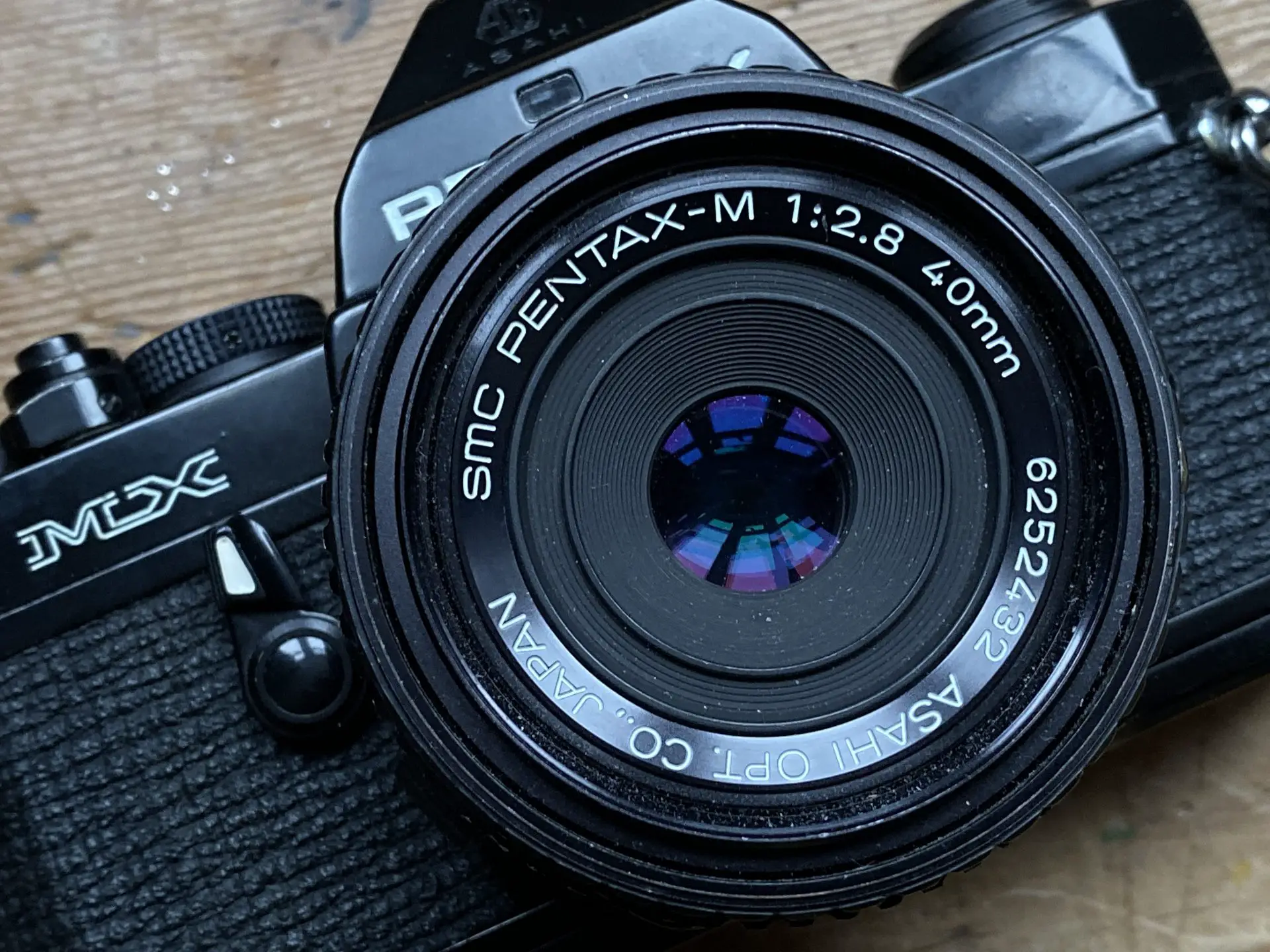 Pentax-M 40mm f/2.8 and Pentax MX - imperfect, but pocketable! - 35mmc