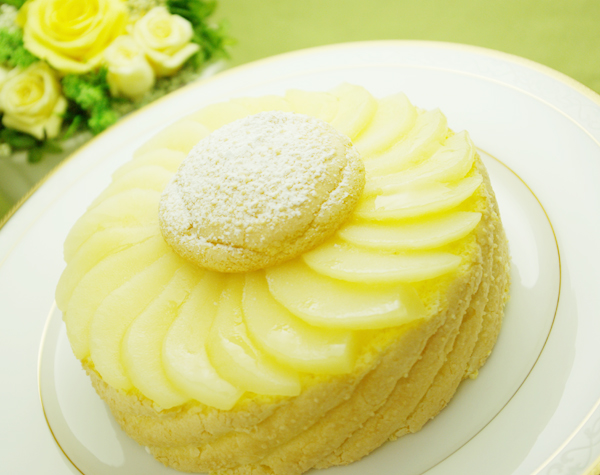 洋ナシのムース」 シャルロットポワール 商品詳細｜レストラン