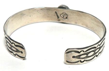 インディアンジュエリー バングル ナバホ族製作のブレスレット