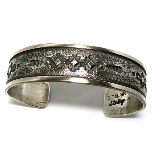 インディアンジュエリー ナバホ族ブレスレット・バングル