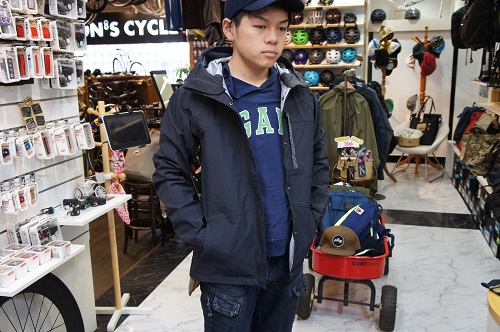 人気ブランド、【CHROME】からマウンテンパーカーのご紹介☆ | コンズ