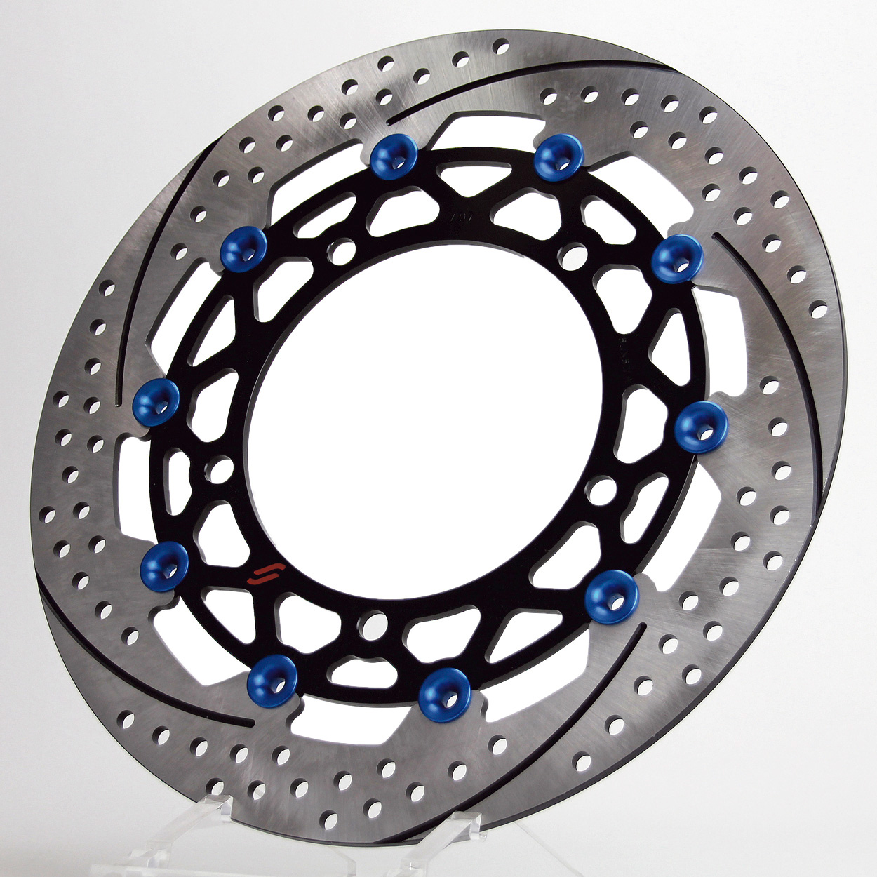 最新のローターはタイヤの接地感も高める - SUNSTAR φ320mmローター