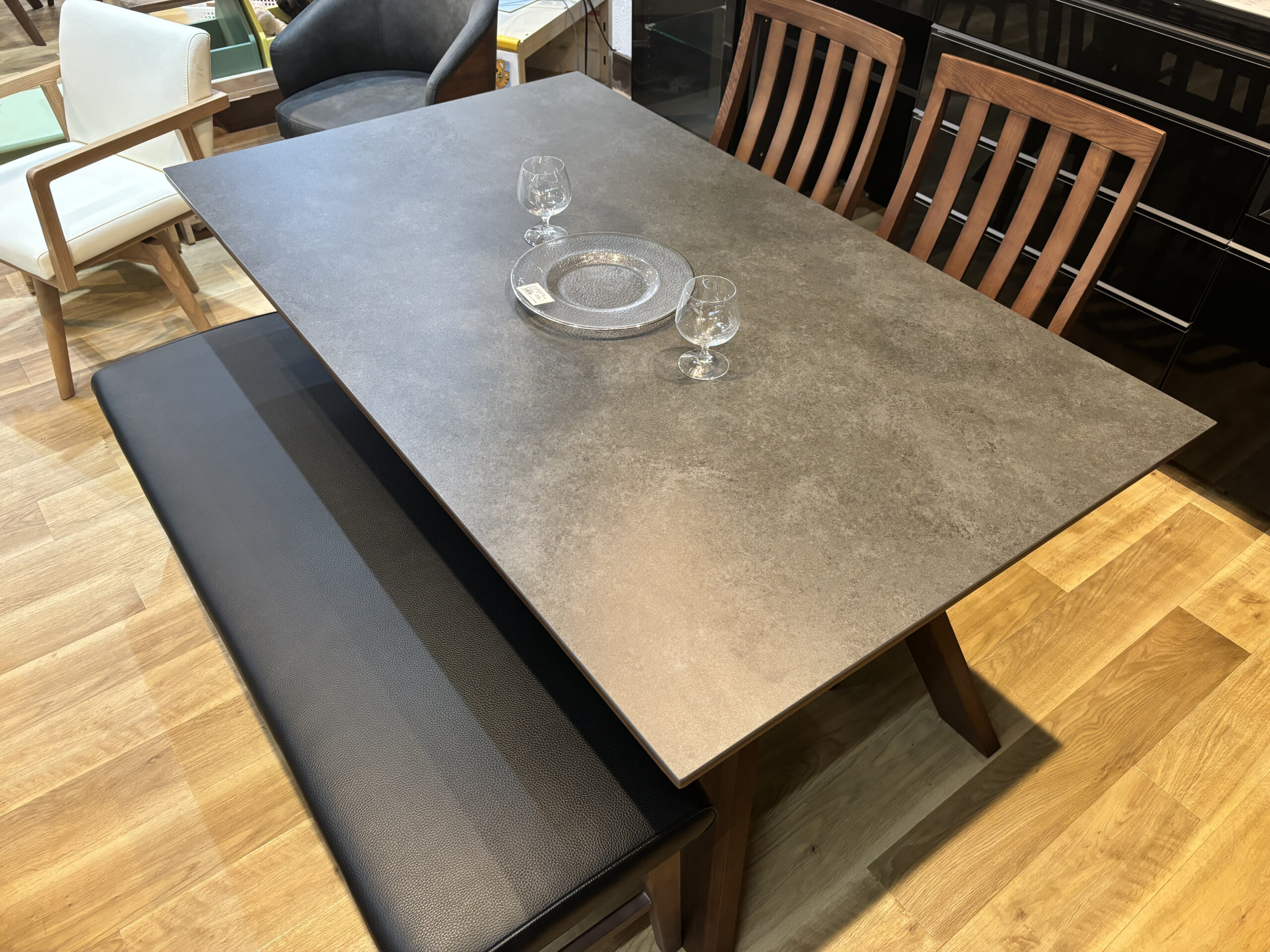 セラミックダイニングテーブルセット（シギヤマ）｜京都で家具を探す