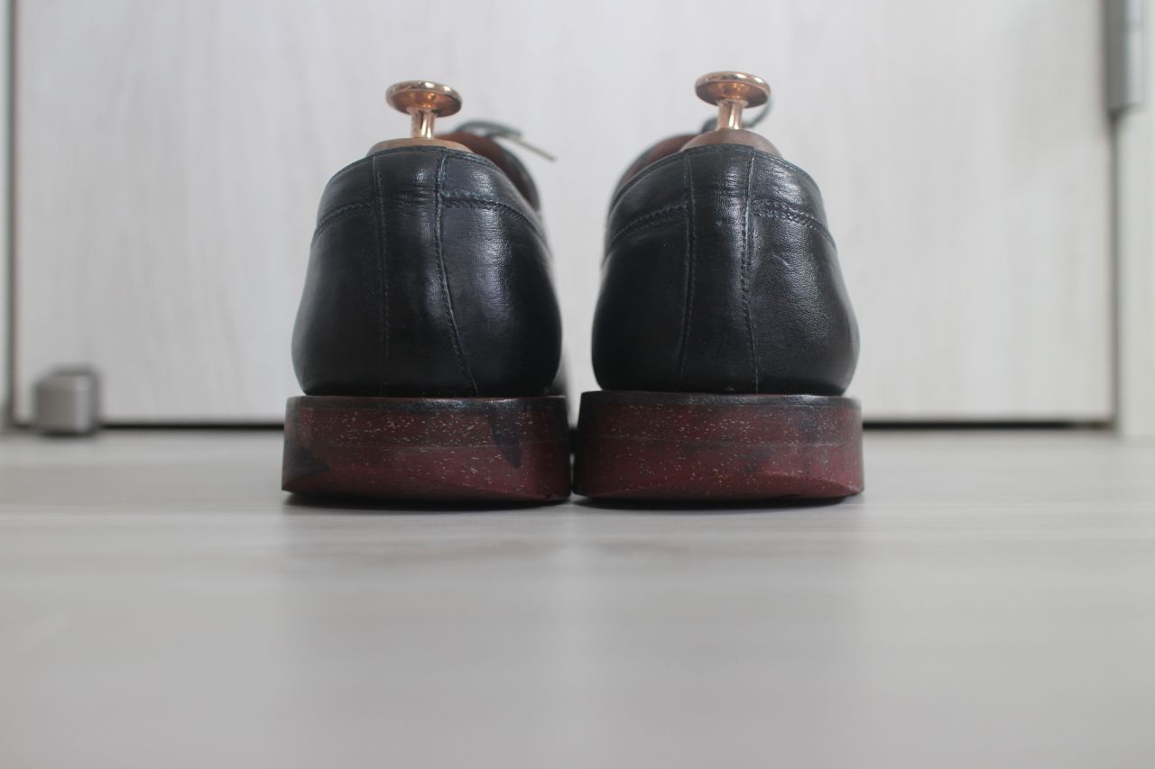 スコッチグレイン 栃木レザー F1169 外羽根Uチップ ブラック | ゴミ