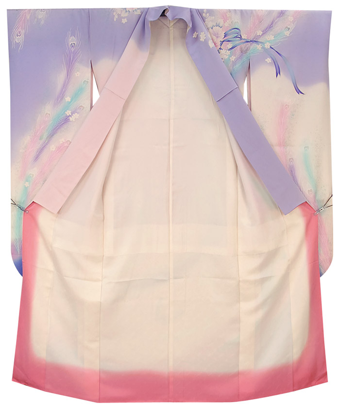 秋山庄太郎監修・正絹振袖着物の写真