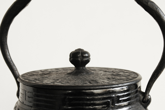 南部鉄瓶】コシキ桜 1．8L 18．5×22×23．5cm