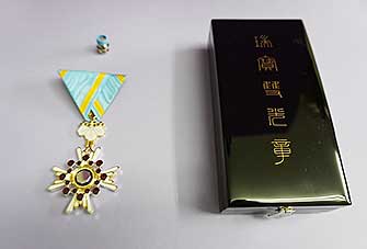 村上顧問（保健師、看護師）が春の叙勲を受章しました : かしま病院