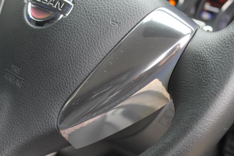 NV350キャラバン インテリアパネル1型用 ステアリングパネル(クローム