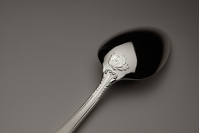 高級ホテルが使う洋白銀食器【ロイヤルスプーン】