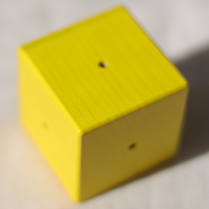 SINA ジーナ社 ベビーキューブ：赤ちゃんに遊んでほしい音が鳴る積木