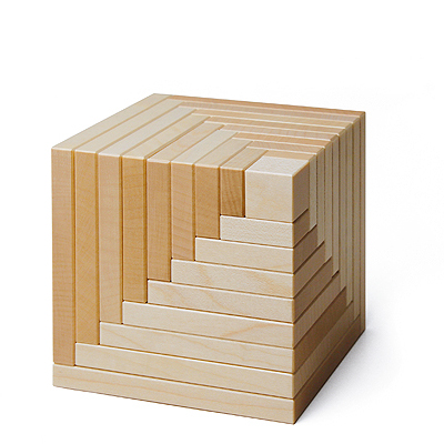 Naefネフ社 セラ：クラーセンデザイン立方体から広がる積木 | krtek