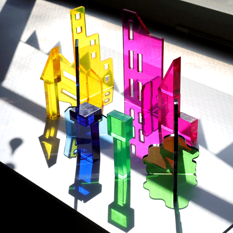 Dusymaデュシマ社 アクリルブロック積木：LUXYブロック・カラー