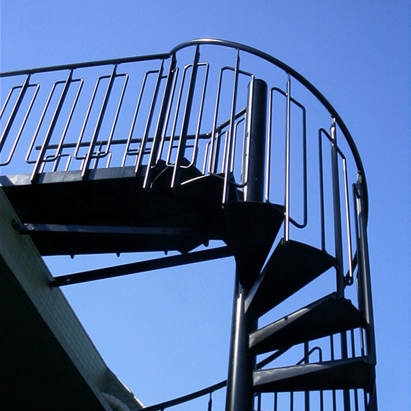 アルミ製 屋外用らせん階段「KD Spiral（KDスパイラル）」｜カツデン