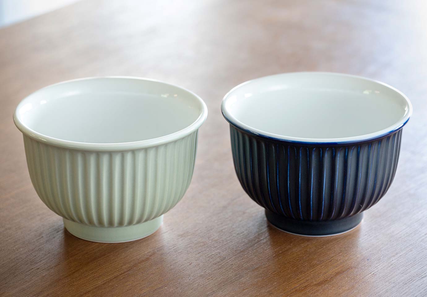 茅乃舎別誂え 深川製磁製 しのぎ深丼 青磁｜茅乃舎(かやのや)｜久原本