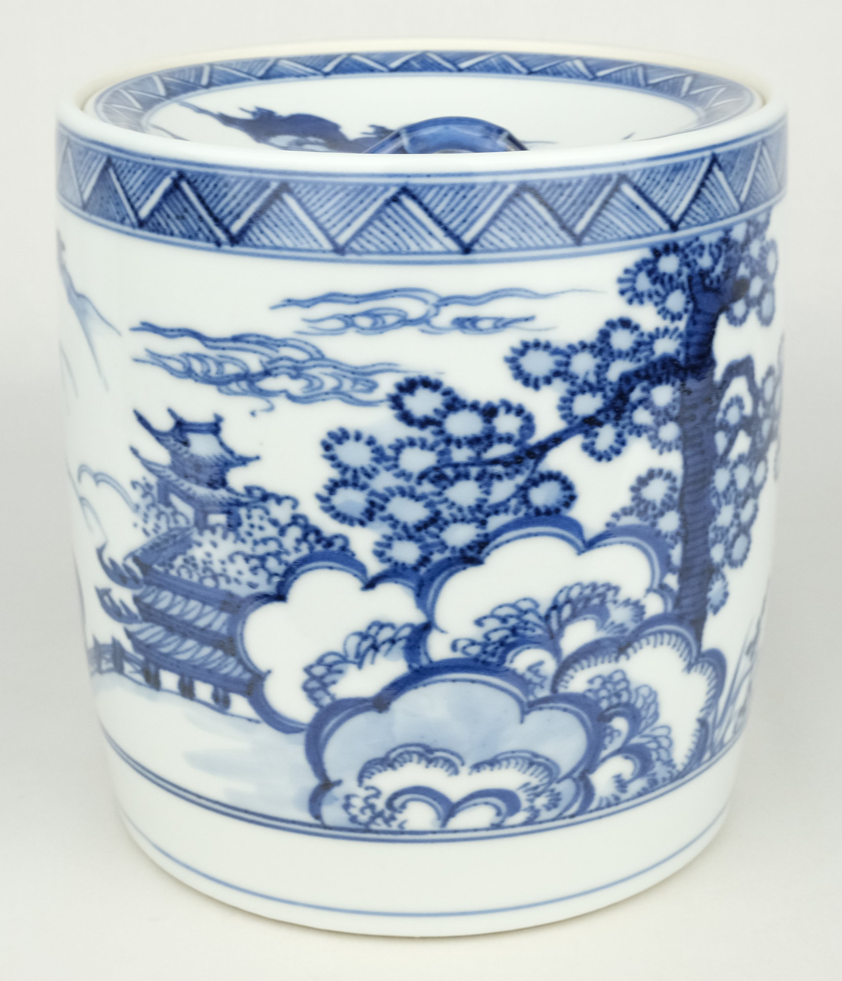 栗山園オンライン通販部 / 【出物】 膳所焼染付雲堂水指 陽炎園(岩崎新定)