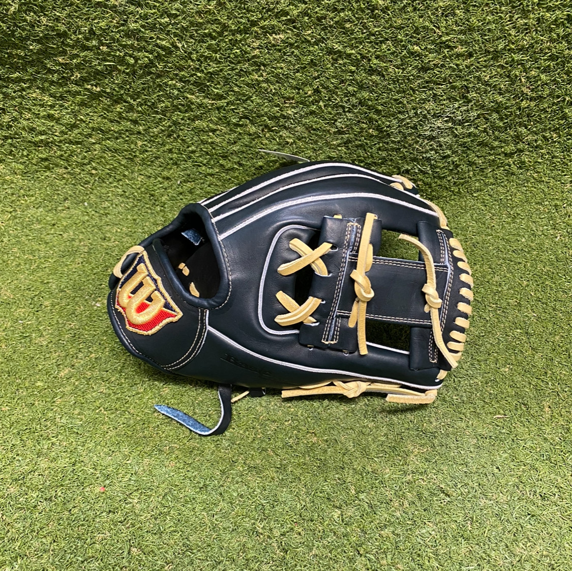 Wilson ウイルソン 一般軟式内野手用グラブ 86型 刺繍入り 野球用品の