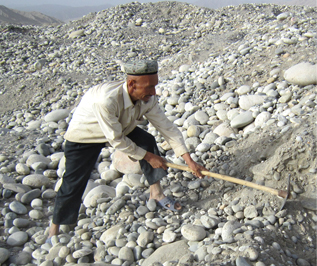 和田玉の採掘から彫刻までを解説。｜和田玉・ホータン玉を語る専門サイト