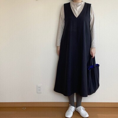 Aラインジャンパースカート