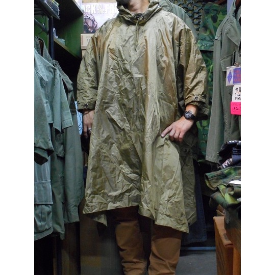 ミリタリーポンチョ コヨーテ・カラー ハテナ堂｜ミリタリー用品や