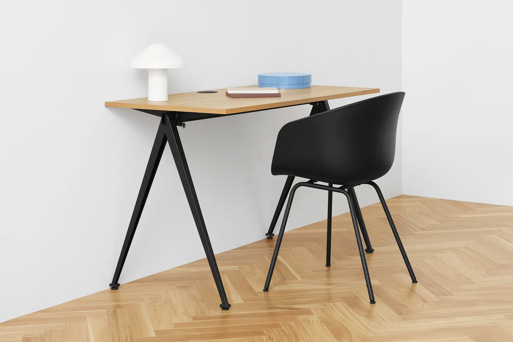 PYRAMID DESK - デスク | 【公式】HAYオンラインストア