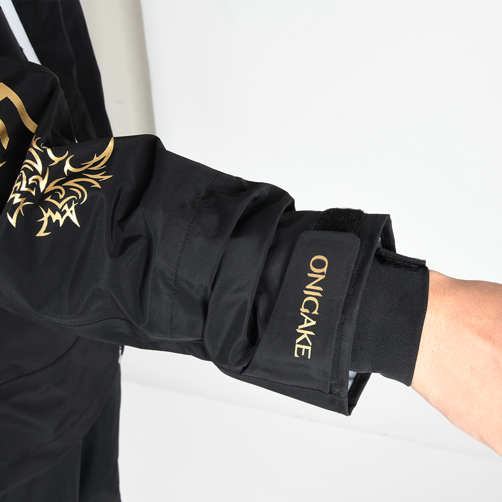 鬼掛レインスーツ｜製品情報｜ONIGAKE｜株式会社ハヤブサ