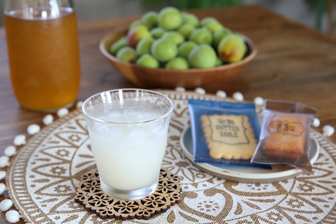 仕込んだ梅シロップの活用法。「梅麹シロップ×カルピス®」のドリンクは