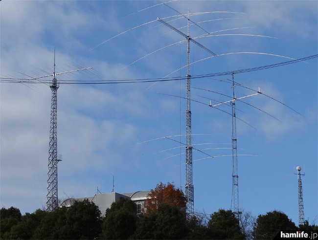 動画公開＞昇降回転は騒音なし、しかも高速!!「アイコムならやま研究所